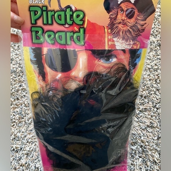 ADULT PIRATE Accessories Kit Costumes: eye patch, bandana, beard, teeth - Picture 6 of 9